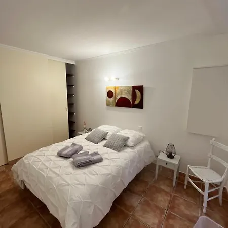 La Roquette, Maison Lumineuse Climatisee, Garage Будинок відпочинку Арль