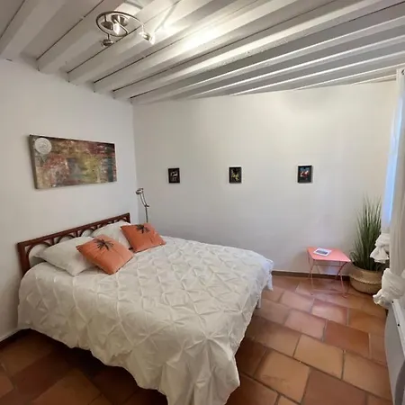 La Roquette, Maison Lumineuse Climatisee, Garage Будинок відпочинку Арль
